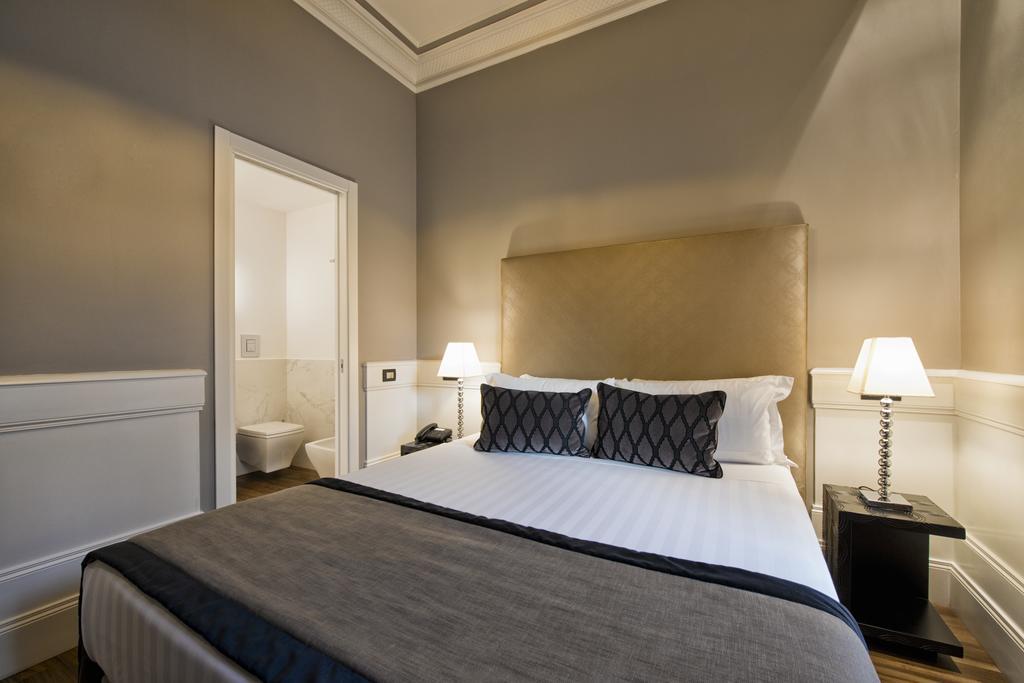 The Independent Suites Rome Room photo